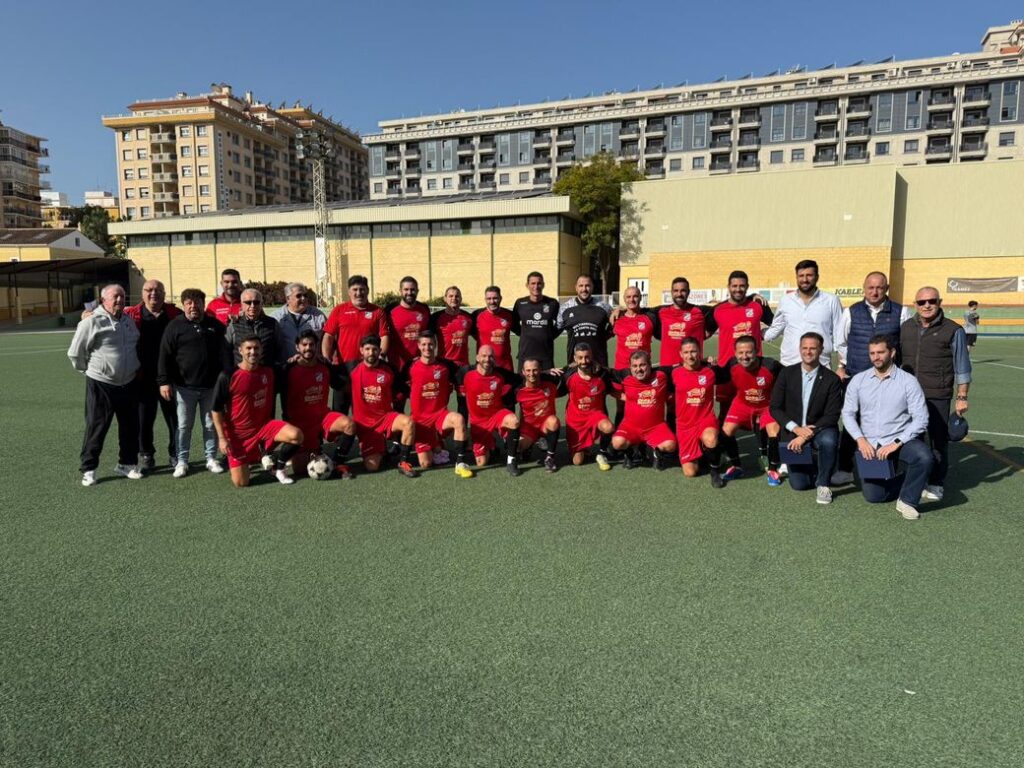 Derbi malacitano veteranos beneficio AECC Fuengirola