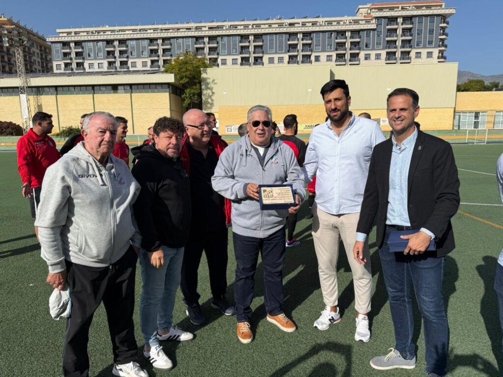 Derbi malacitano veteranos beneficio AECC Fuengirola