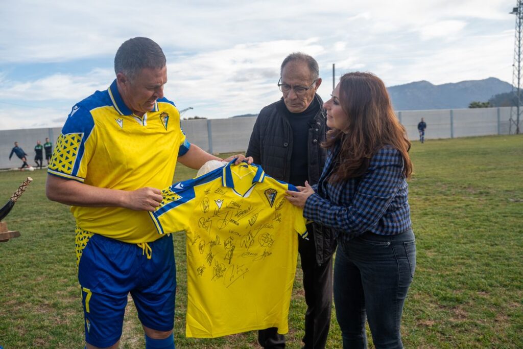 veteranos Cádiz CF ayuda damnificados inundaciones Valencia