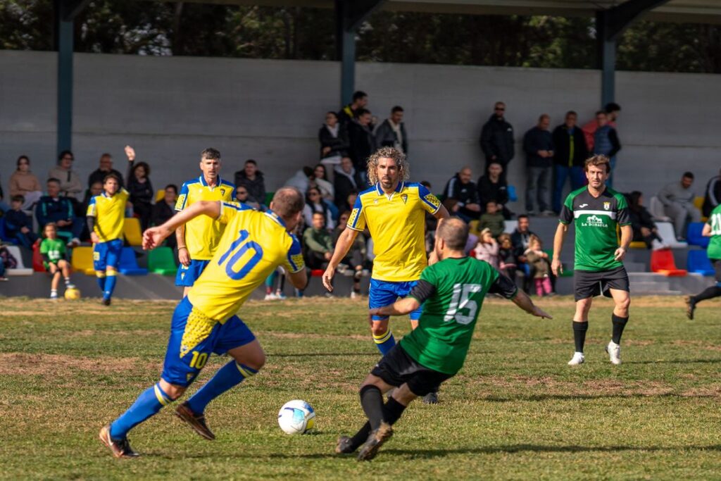 veteranos Cádiz CF ayuda damnificados inundaciones Valencia