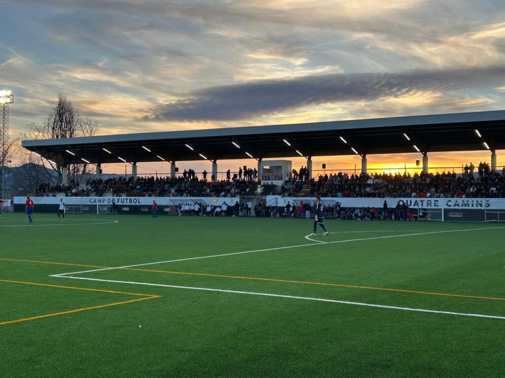 Leyendas Valencia CF partido reapertura Quatre Camins homenaje exjugadores UD Canals 